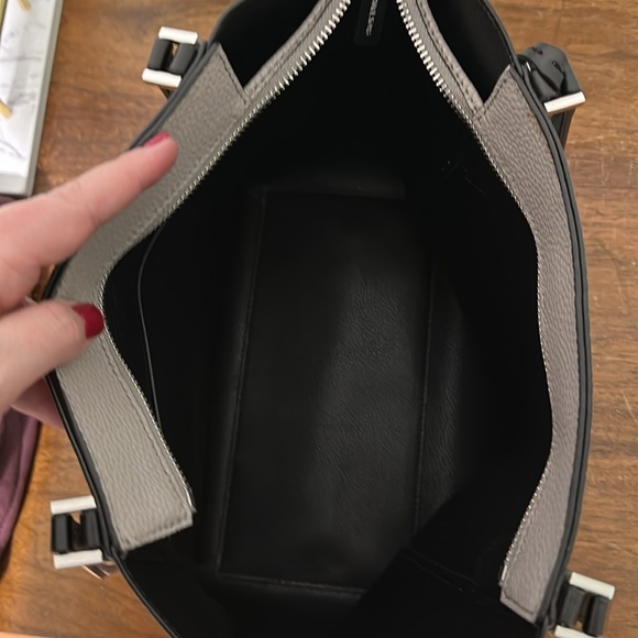 Michael kors grey and black tote - Picture 5 of 6